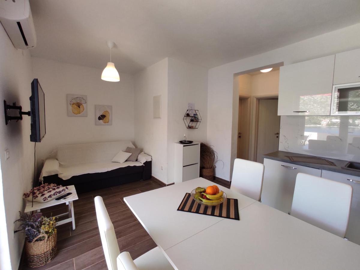 Apartman Portorus Λάστοβο Εξωτερικό φωτογραφία