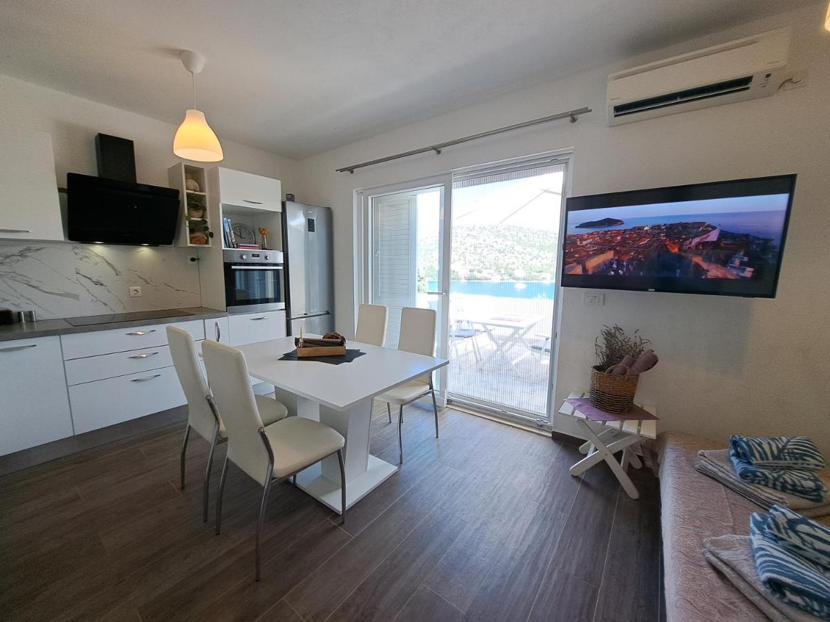 Apartman Portorus Λάστοβο Εξωτερικό φωτογραφία