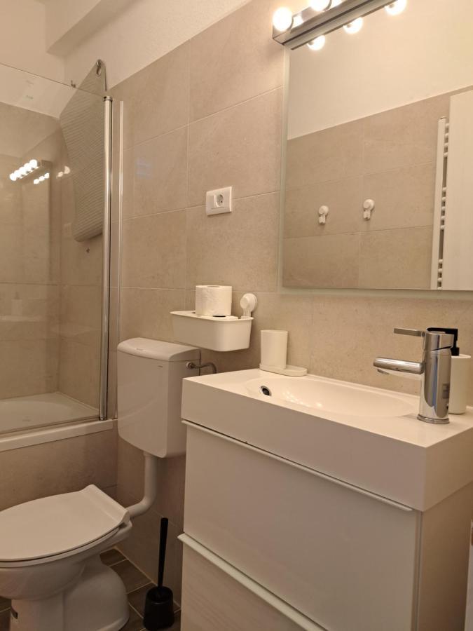 Apartman Portorus Λάστοβο Εξωτερικό φωτογραφία